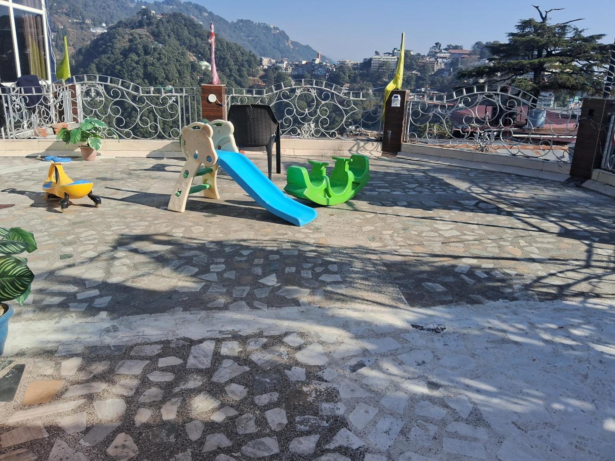 Hotel The Mussoorie International Екстериор снимка