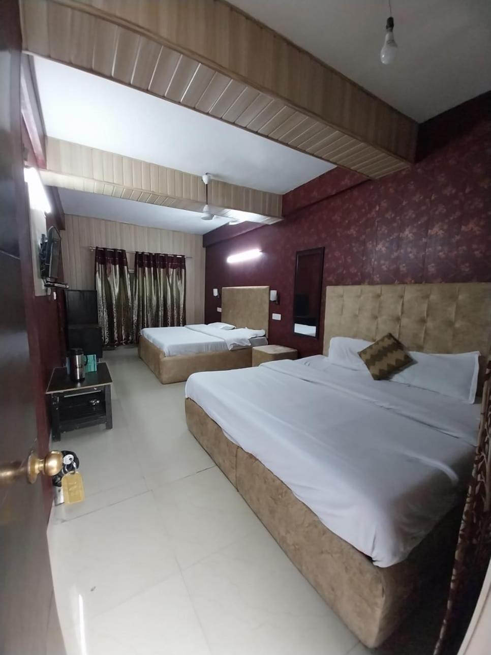 Hotel The Mussoorie International Екстериор снимка