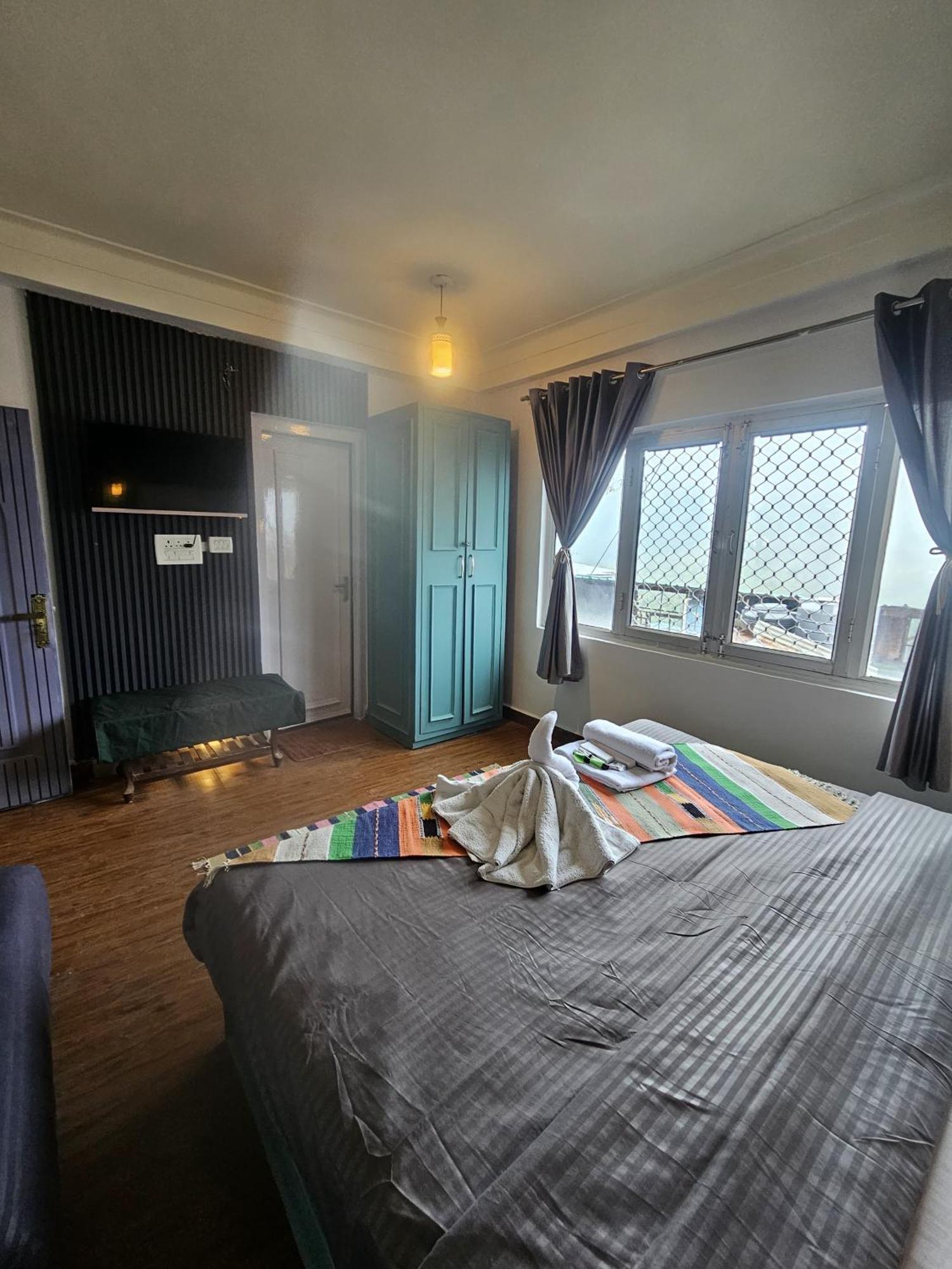 Hotel The Mussoorie International Екстериор снимка
