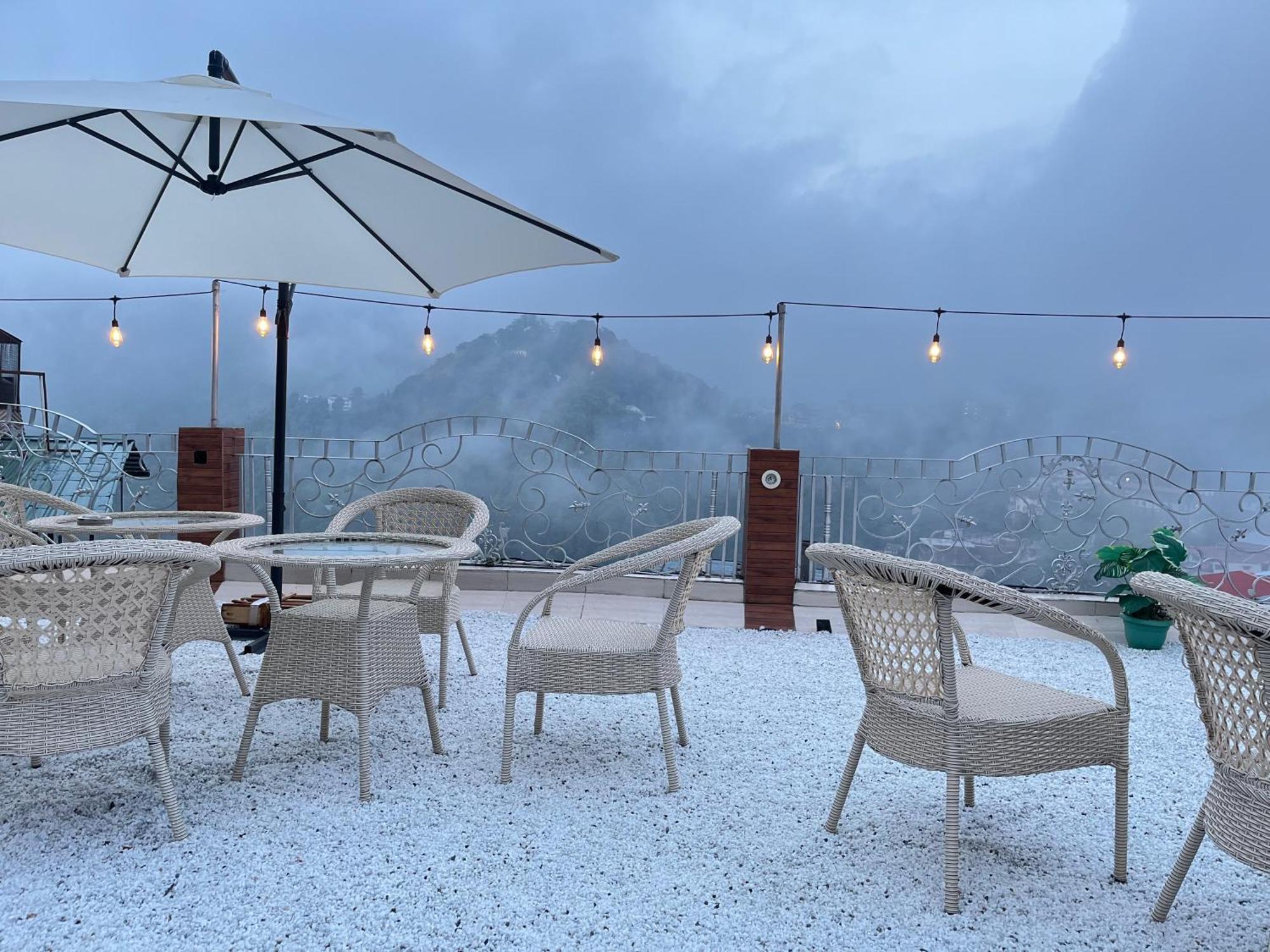 Hotel The Mussoorie International Екстериор снимка